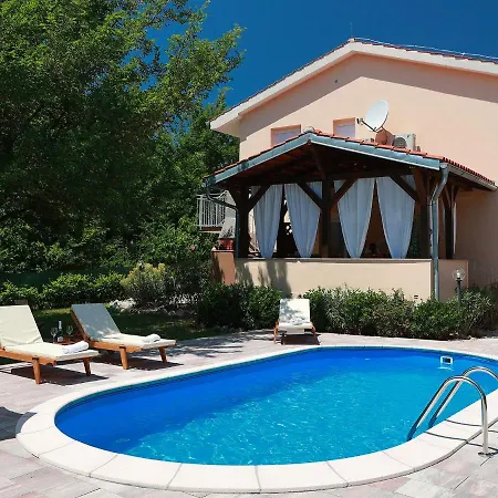 Apartment Picturesque In Ilo With Balcony *