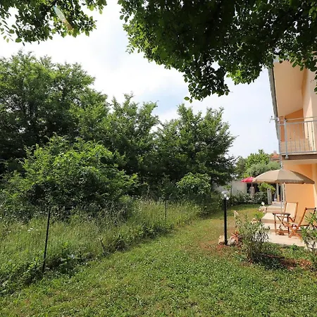 Apartment Picturesque In Ilo With Balcony