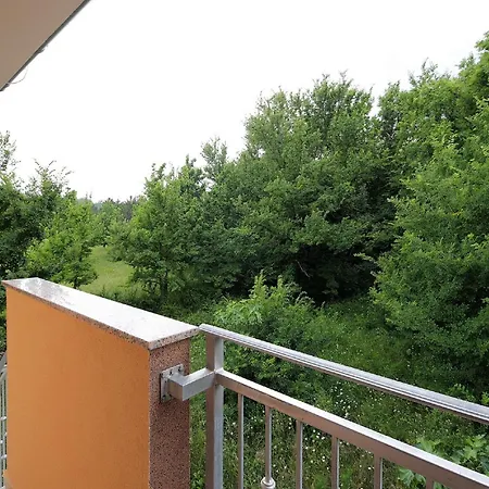 In With Sea View Balcony *